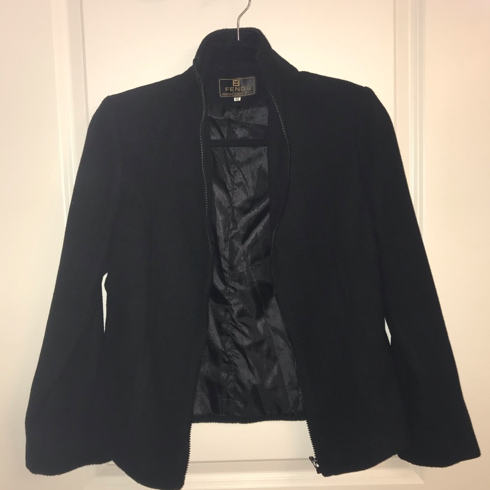 Fendi fleece medium black WILL TRADE